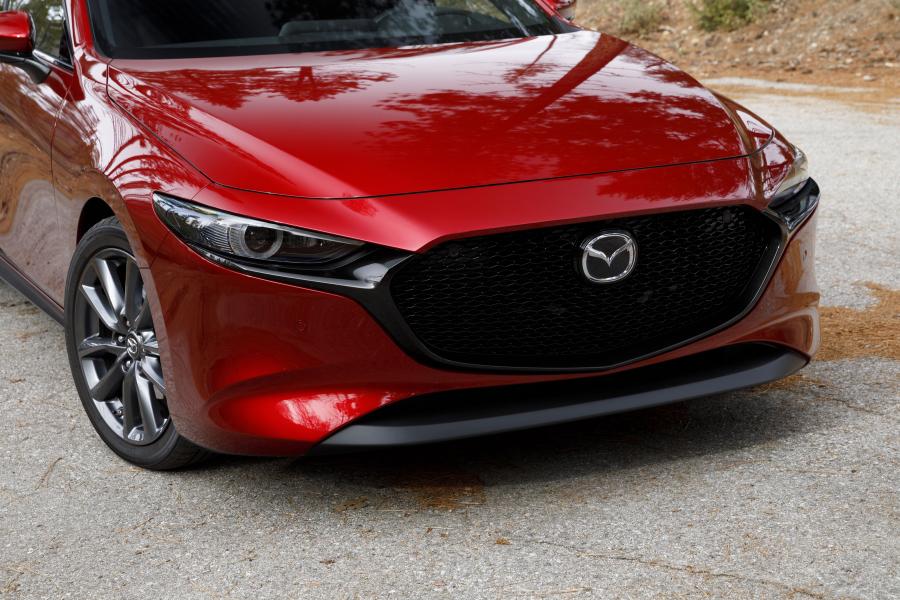 Детали экстерьера Mazda3 Hatchback 2019 года  (NA) (фото 49 из 61)